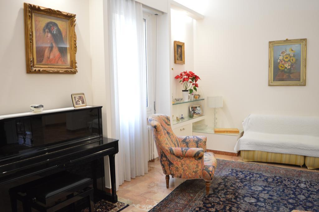 B&B Mercurio Bologna Exteriör bild